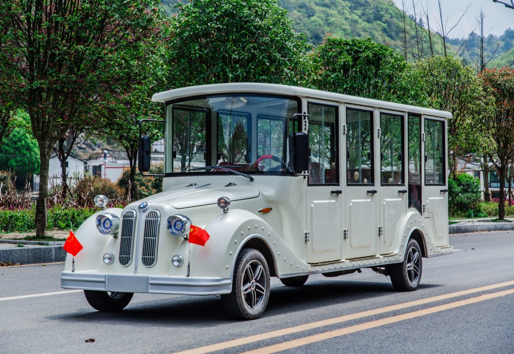 11座寶馬款電動(dòng)老爺車(chē)（8112K）